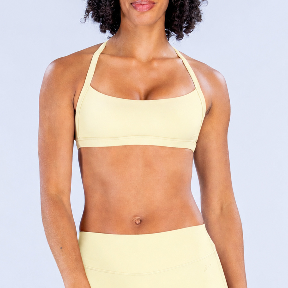 حمالة صدر رياضية لليوغا للنساء - مراجعة Plunge Bra Push Up وسعره